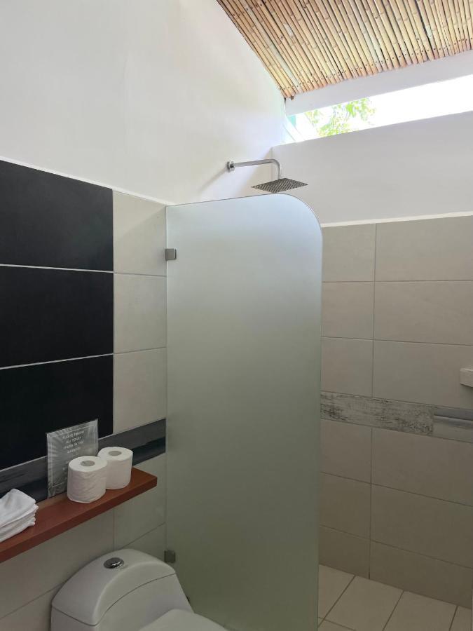El Chante Surf House Playa Santa Teresa  ภายนอก รูปภาพ